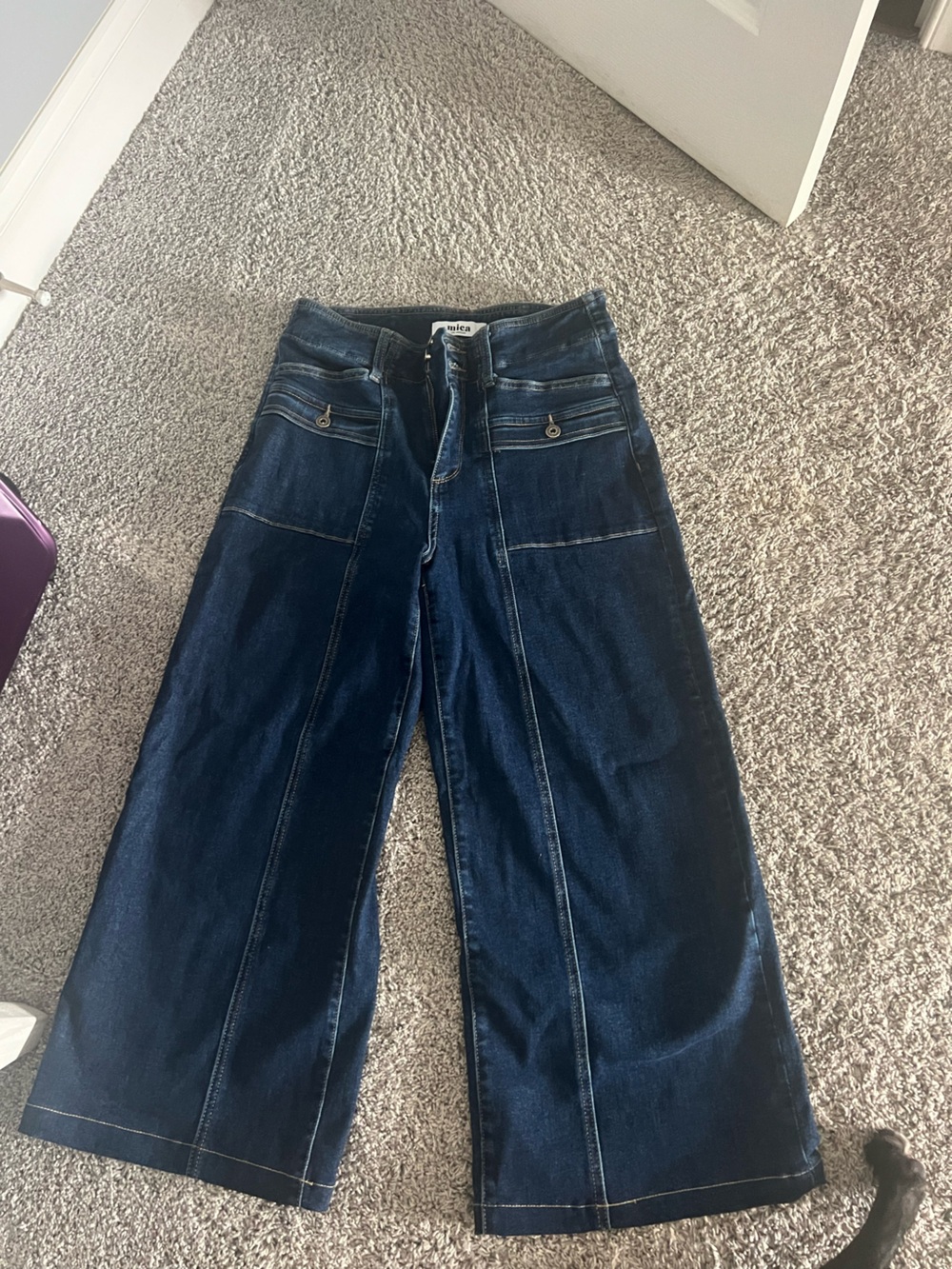 High Waisted Mica jeans. Wide leg.